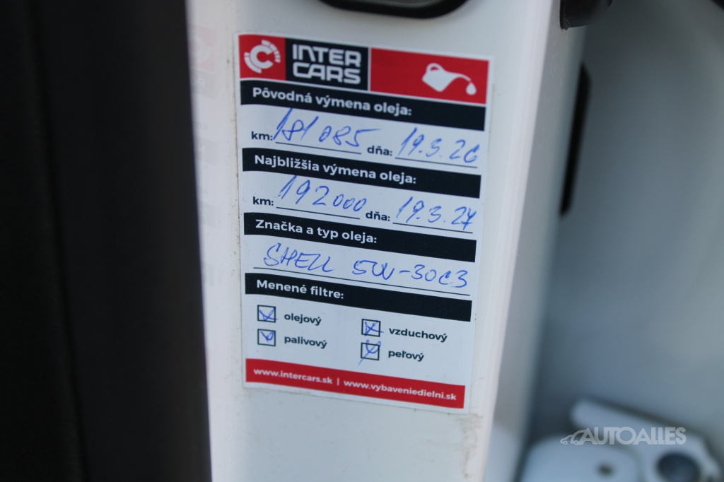 Peugeot 3008 1,6 HDi 88 kW - 15