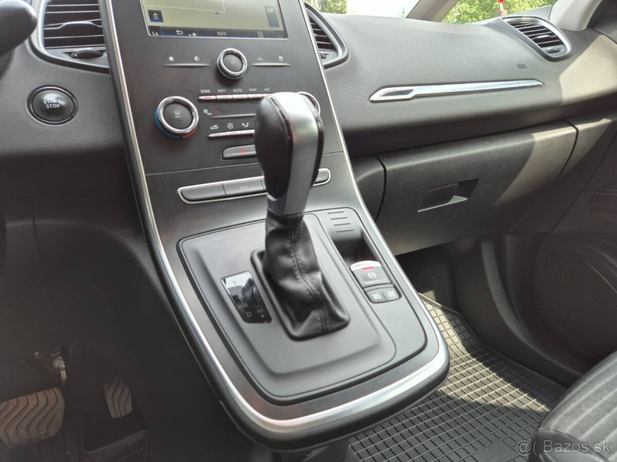 7-miestny Renault Scénic Blue dCi 120 Intens EDC - 15