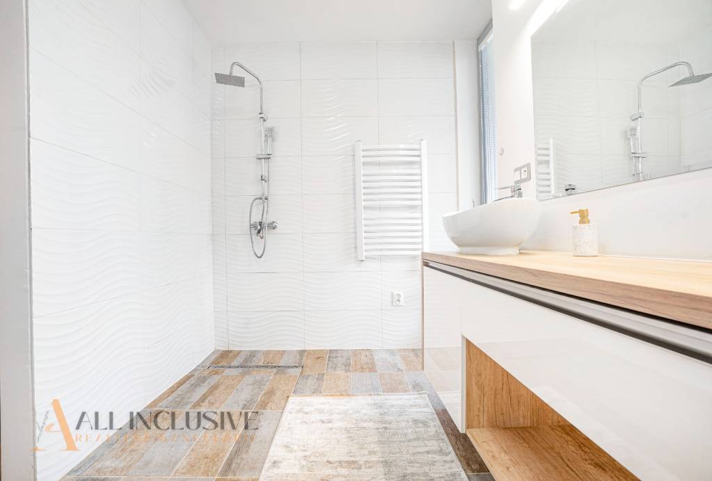 ALL INCLUSIVE | NA PREDAJ NADŠTANDARDNÁ 4-IZB. NOVOSTAVBA, D - 15