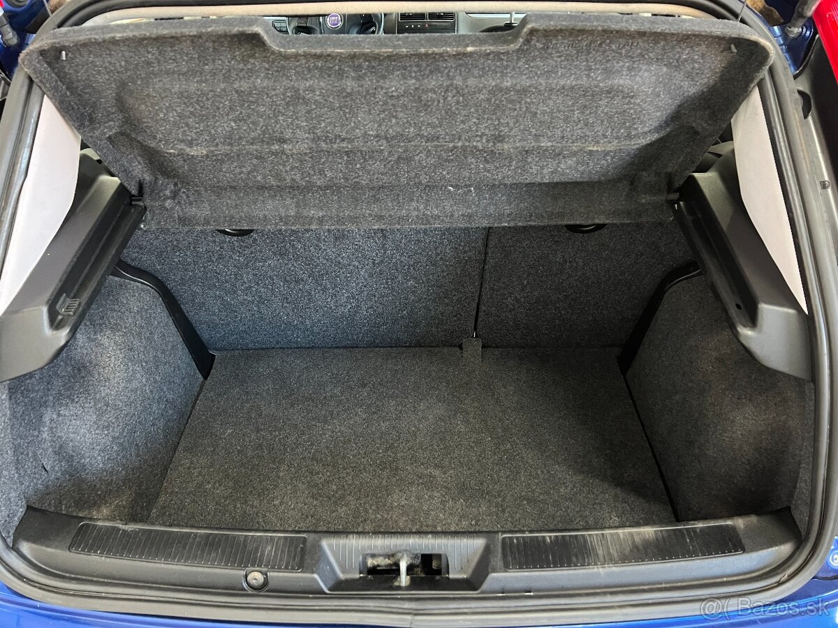 Fiat Punto 1.4i KLIMA ZIMNÍ KOLA STK : 10/26 - 15