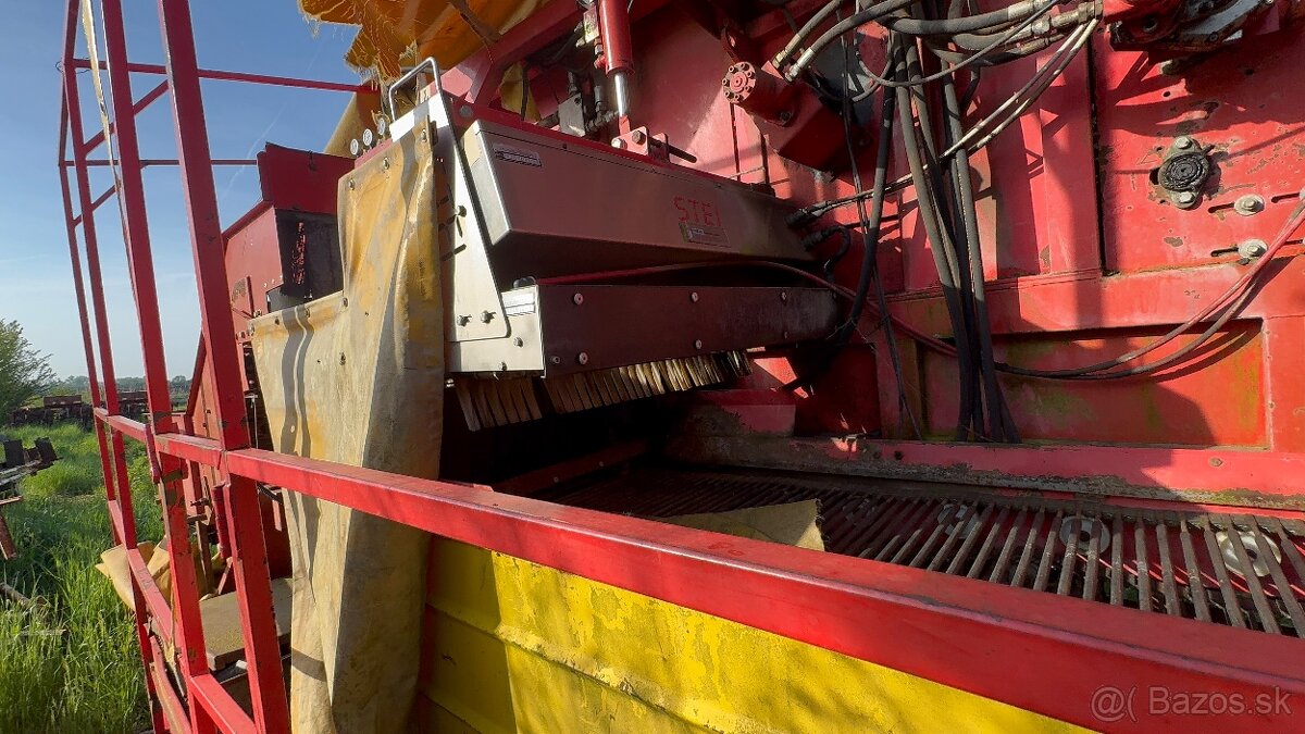 Pomac rajčinové kombajny - 15