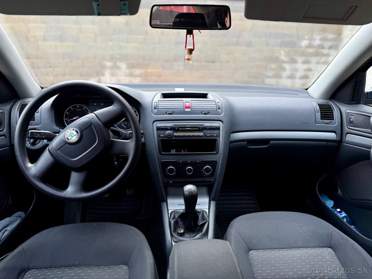 Škodu Octavia II sedan 1.6 MPI LPG, 2012r.v - 15