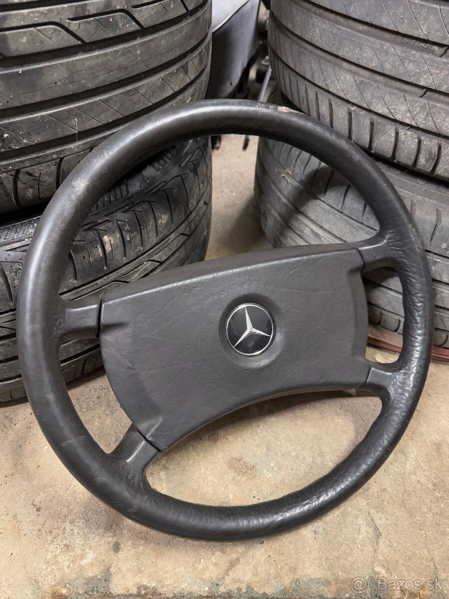 Rozpredám mercedes 190d w201 - 15