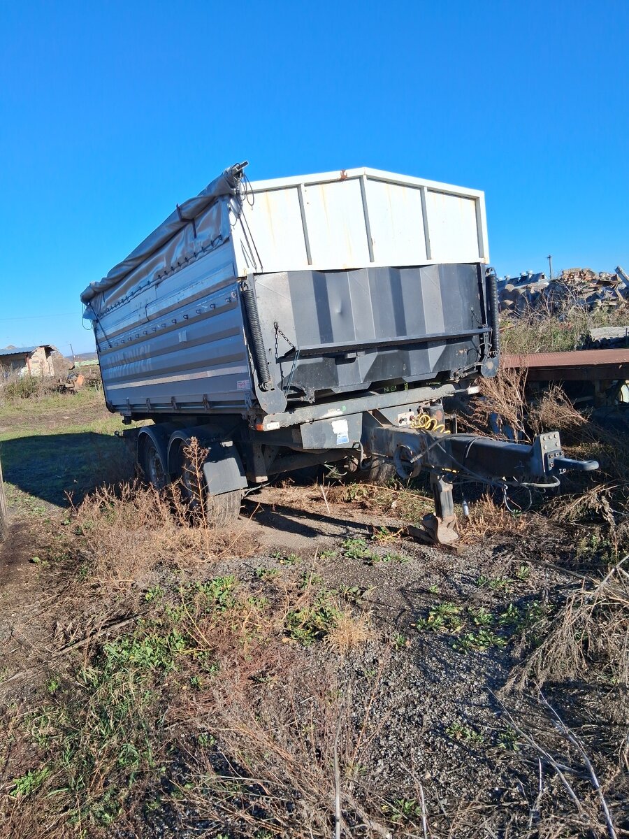 Predam techniku kamion auto 8x4 - 15