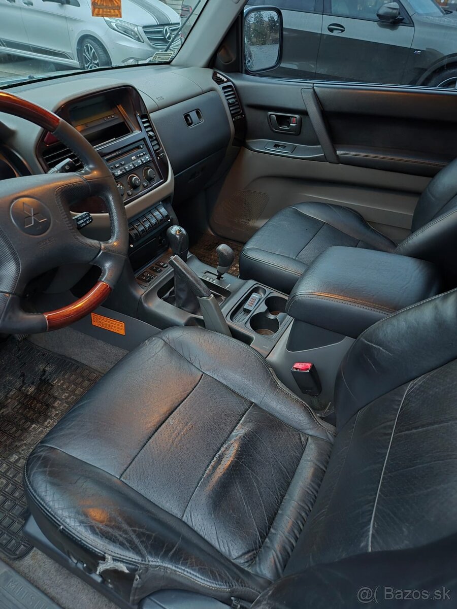 PAJERO 3.2 DID 3-Dv. 4X4 Manual, 2002 - 15