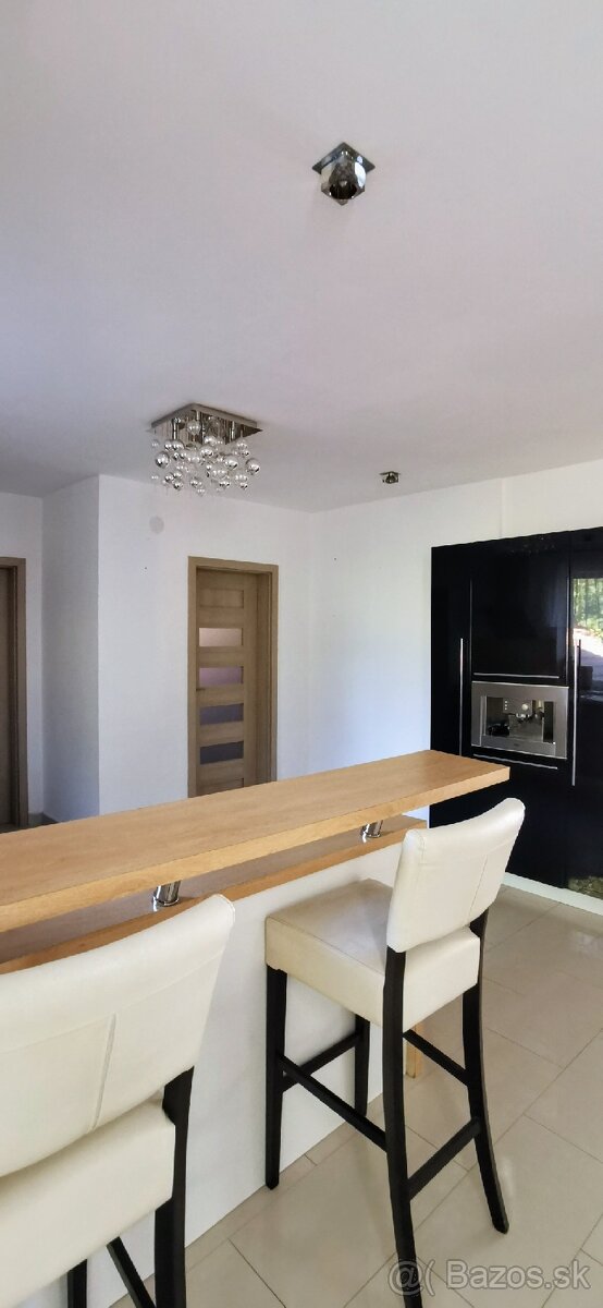 Výnimočná ponúka domu v ZM - 15