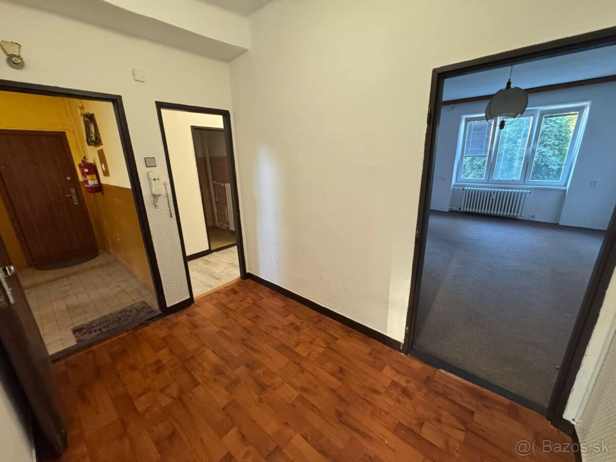 Prenájom 2-izbový byt 81 m2, Vranov nad Topľou , Sídlisko I. - 15