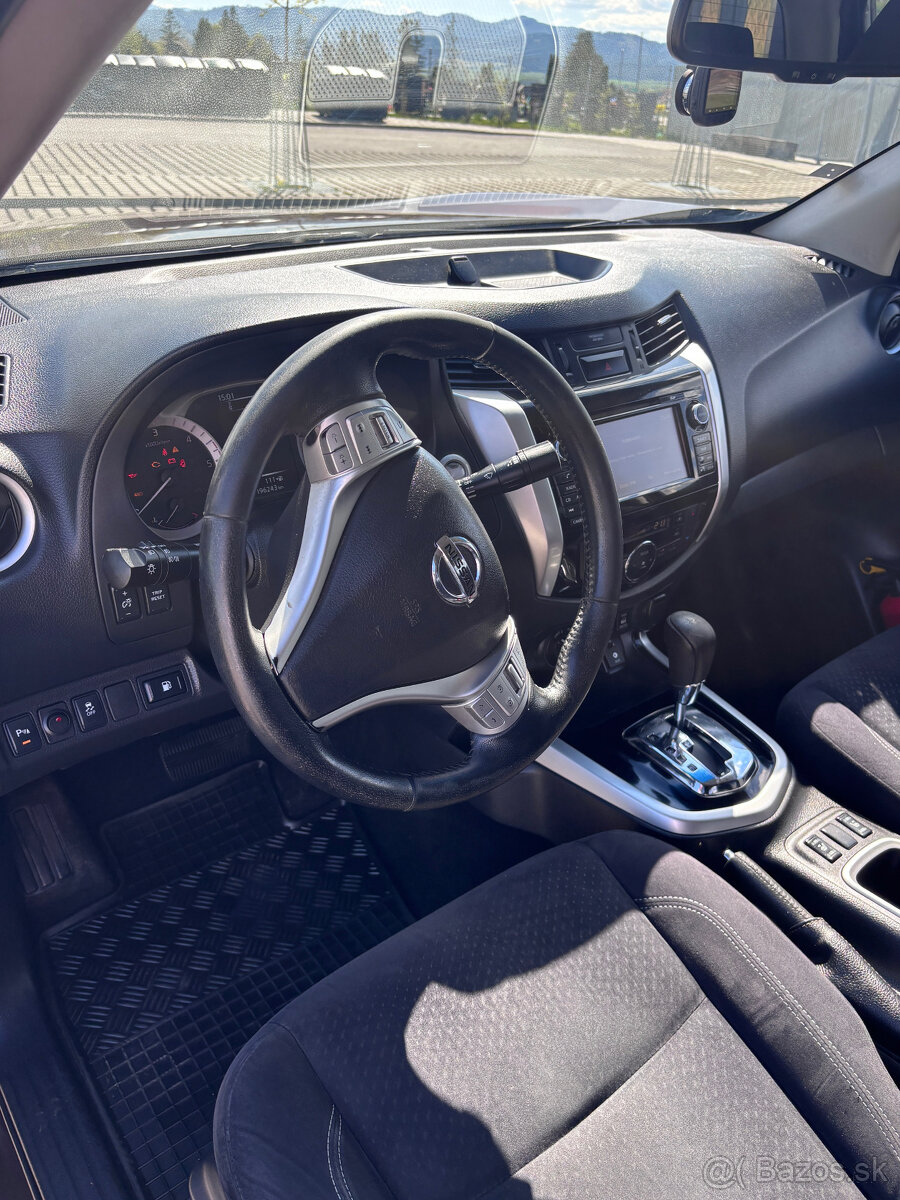 Nissan Navara DoubleCab 2.5 dCi LE A/T Long - 15