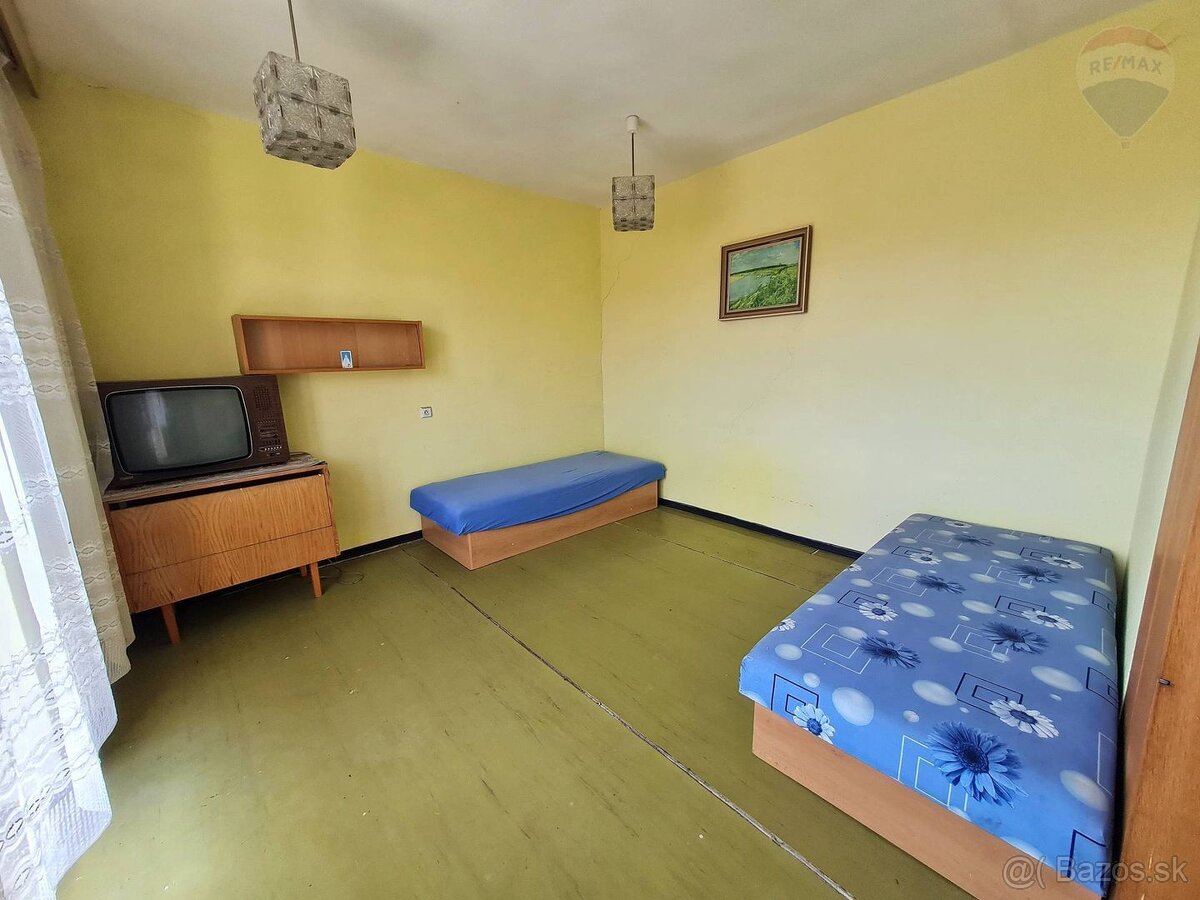 Super cenaVeľká chata v rekreačnej oblasti Valkov, na pre - 15