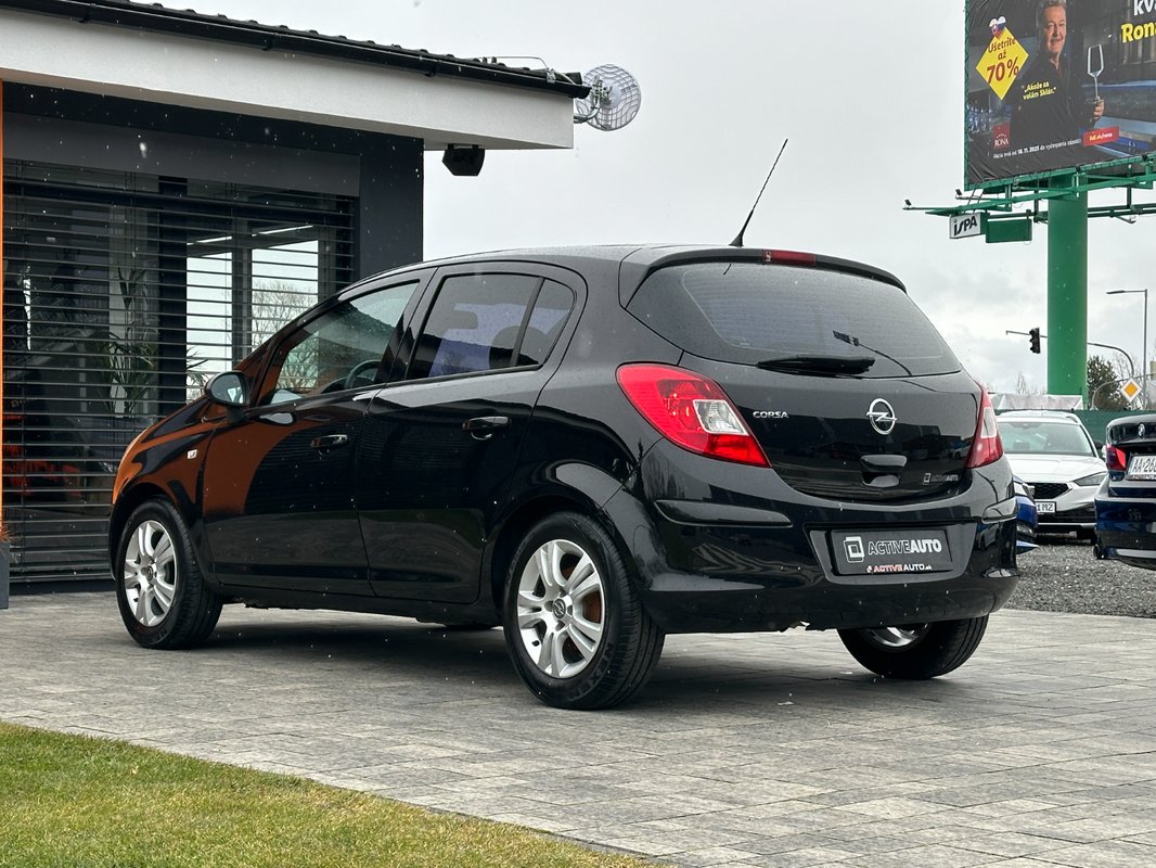 Opel Corsa 1.2i M5 - 15