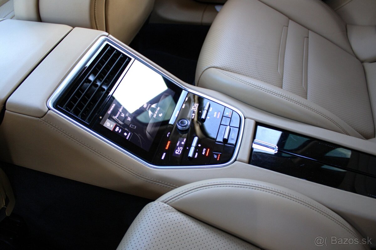 Porsche Panamera 4S V6, 440k, AT8, v záruke - 15