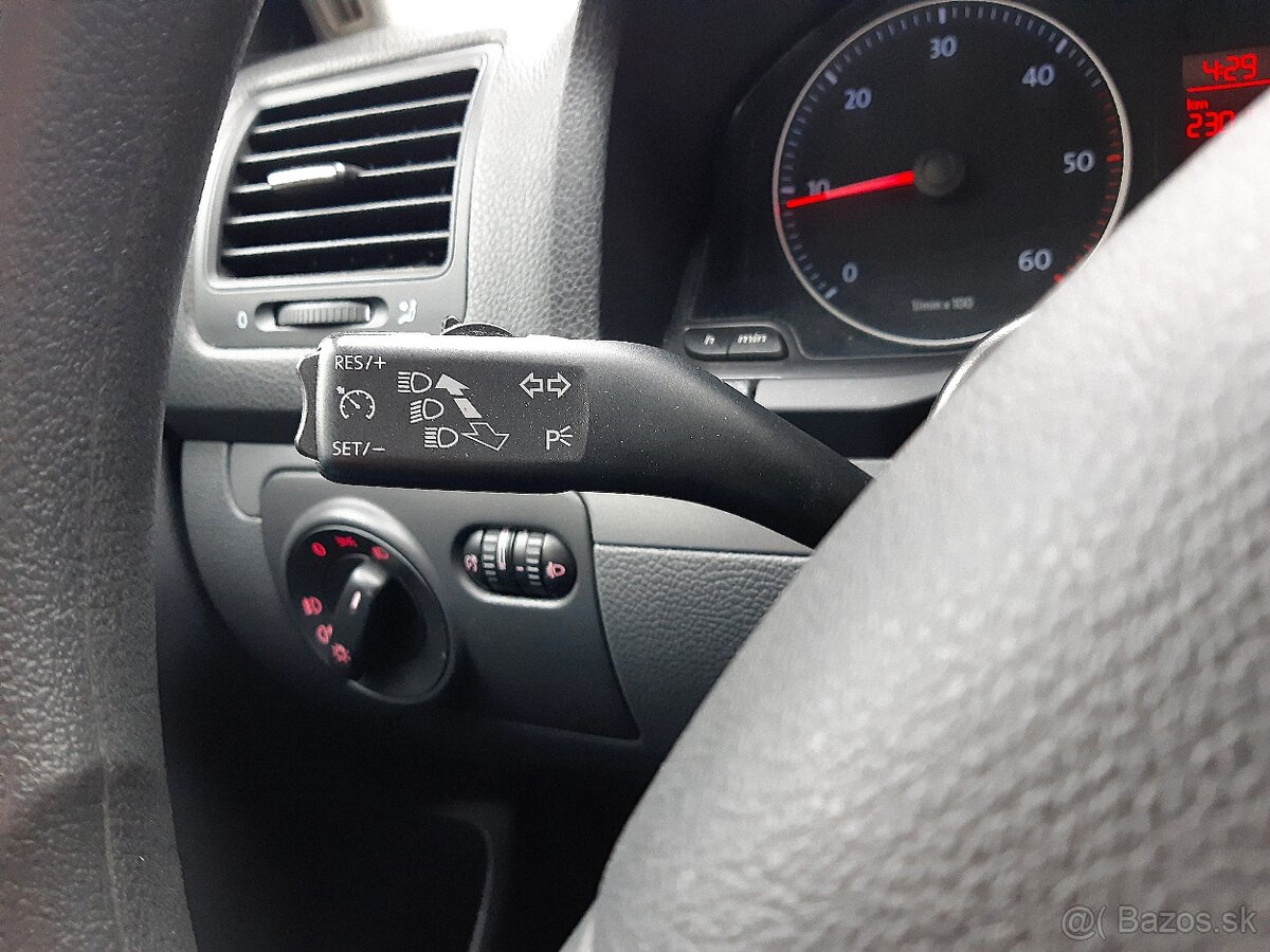 VW Golf Variant 1.9 TDI Comfortline - 15