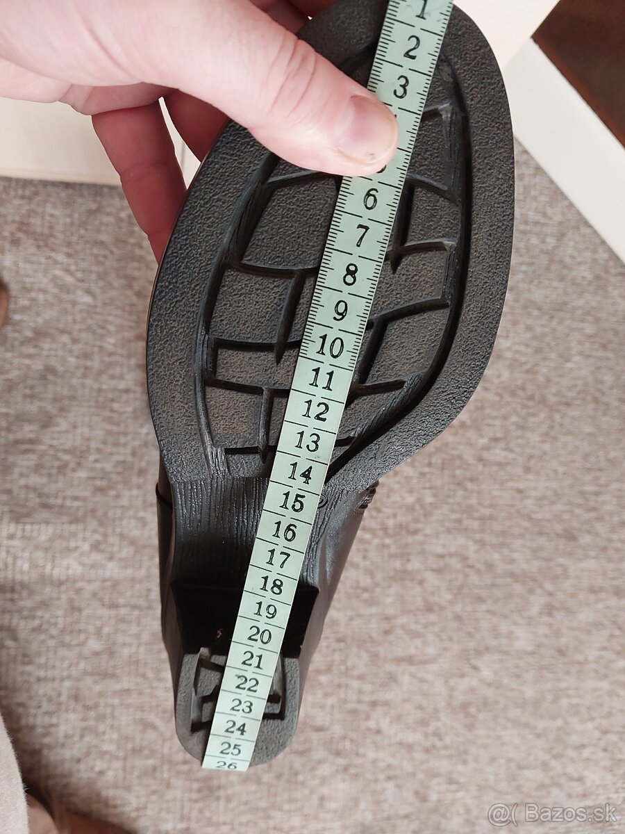 Dámske čižmy pre moletku - 15