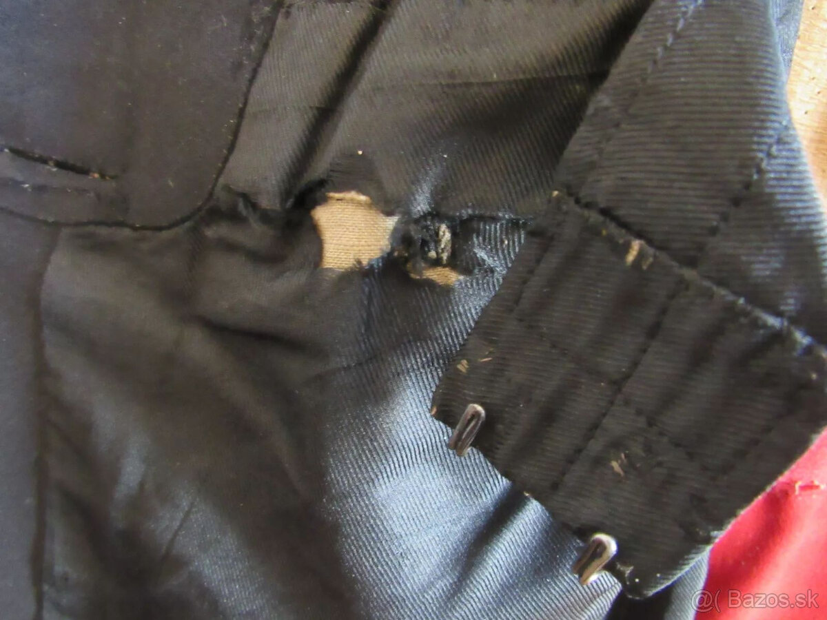 LOT UNIFORME BICORNE GRANDE TENUE Mle 1872 ÚRADNÍK GENERÁL B - 15