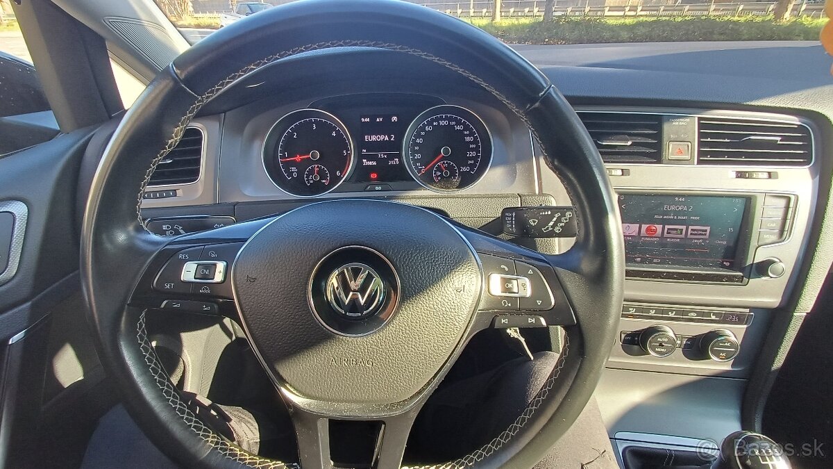 Volkswagen Golf VII Variant 2.0 TDI - 15