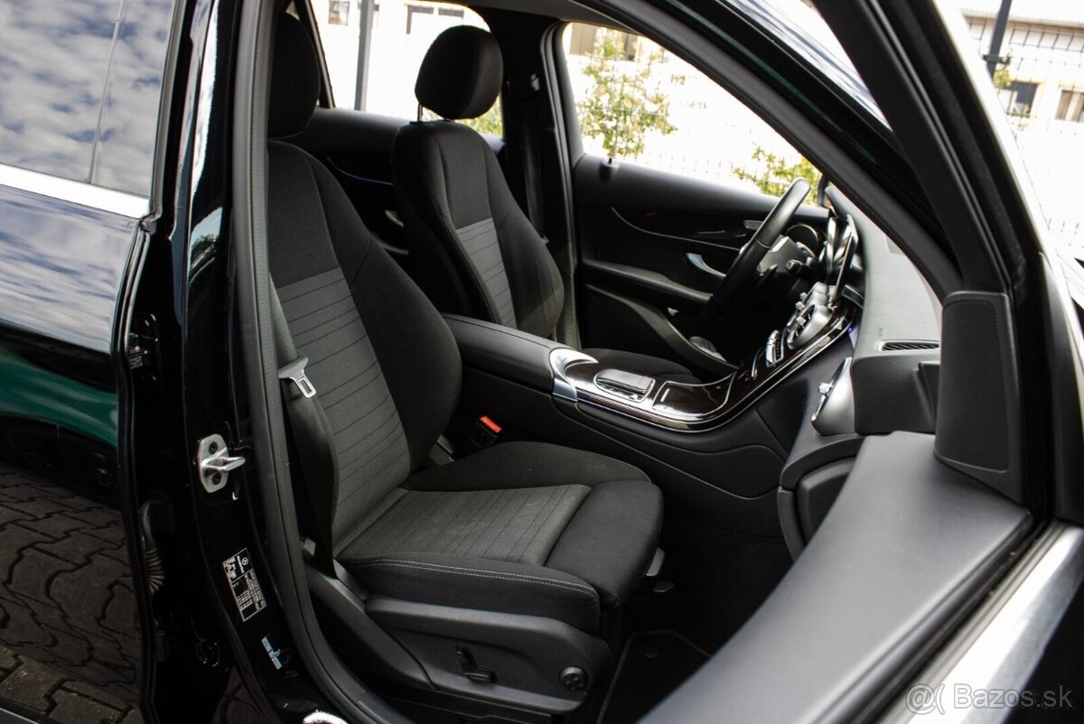 Mercedes GLC 200 d 4MATIC A/T - 15