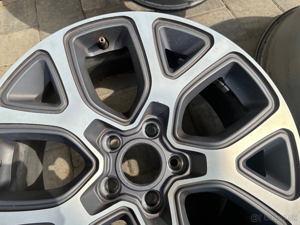 Disky 5x110 R17 7,0J ET40 - 15