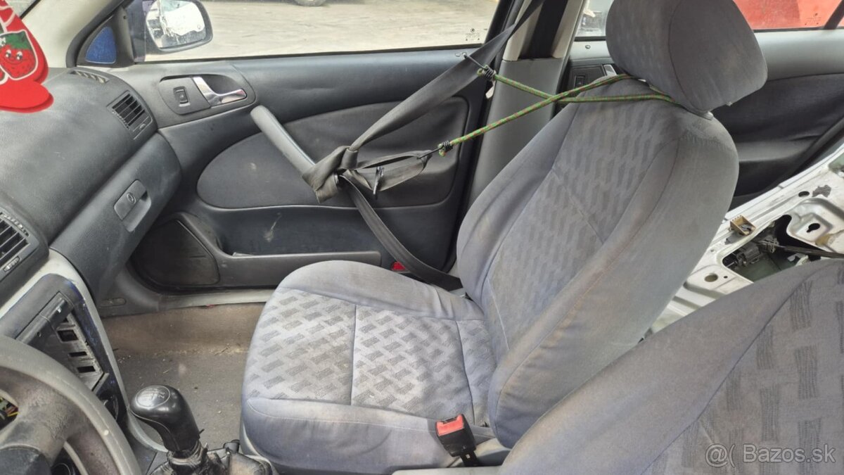 Škoda Octavia 1 FL 1,9TDi 66kw kód motora: AGR - 15