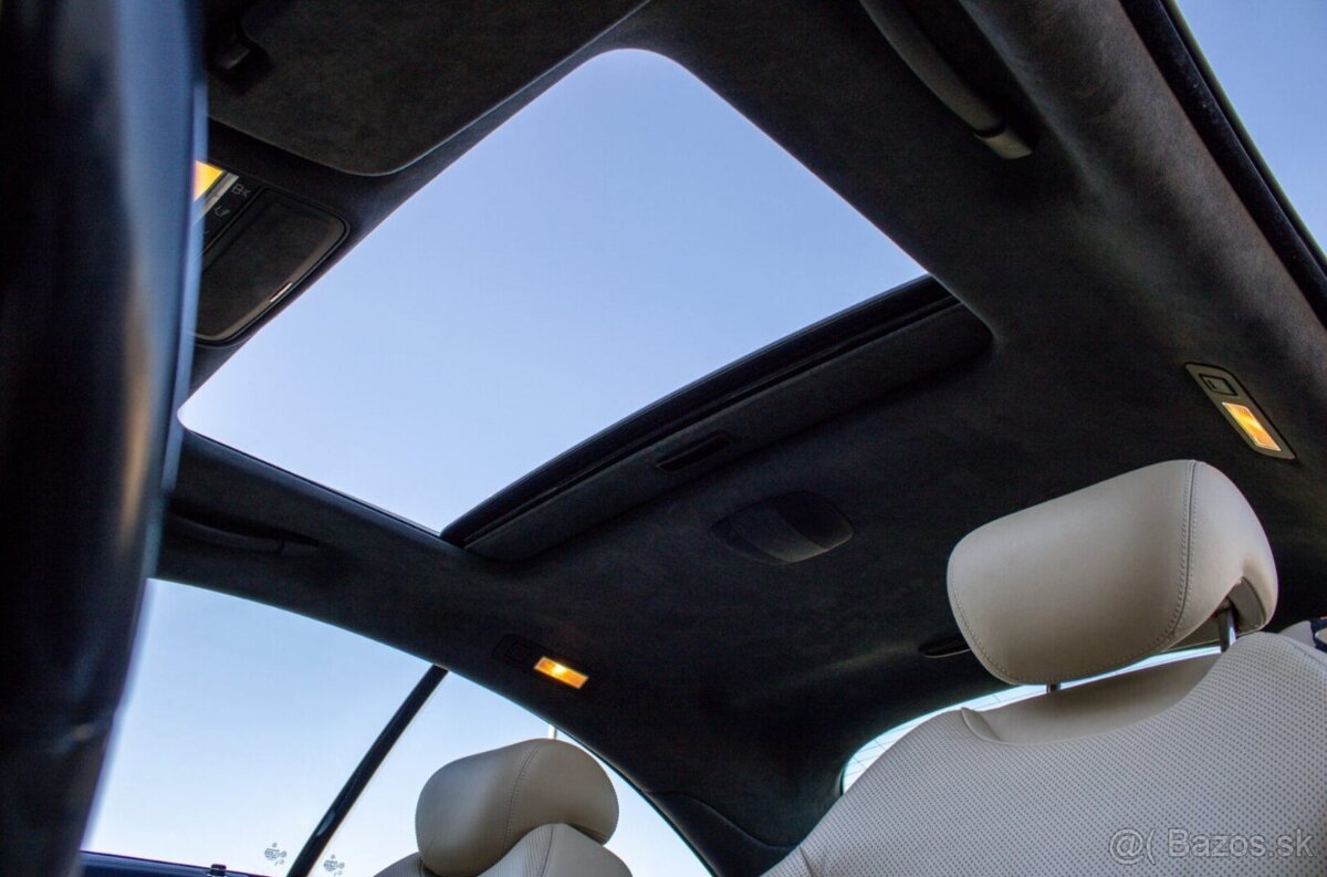 Mercedes-Benz CL 500 V8 - 15