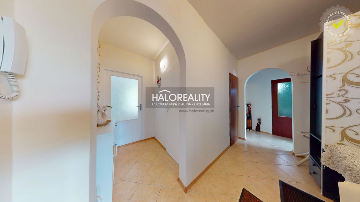 HALO reality - Predaj, štvorizbový byt Komárno, Hradná - ZNÍ - 15