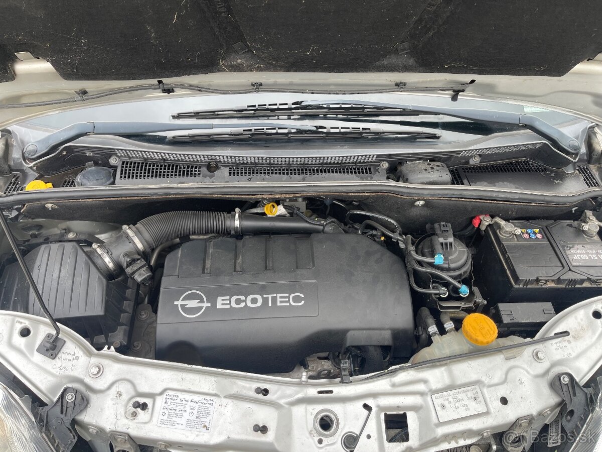 Opel Meriva 1,3 cdti Najazdených originál len 70.000km - 15