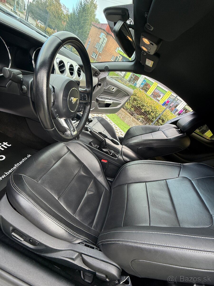 FORD MUSTANG - servisna historia , kupene na SR - 15