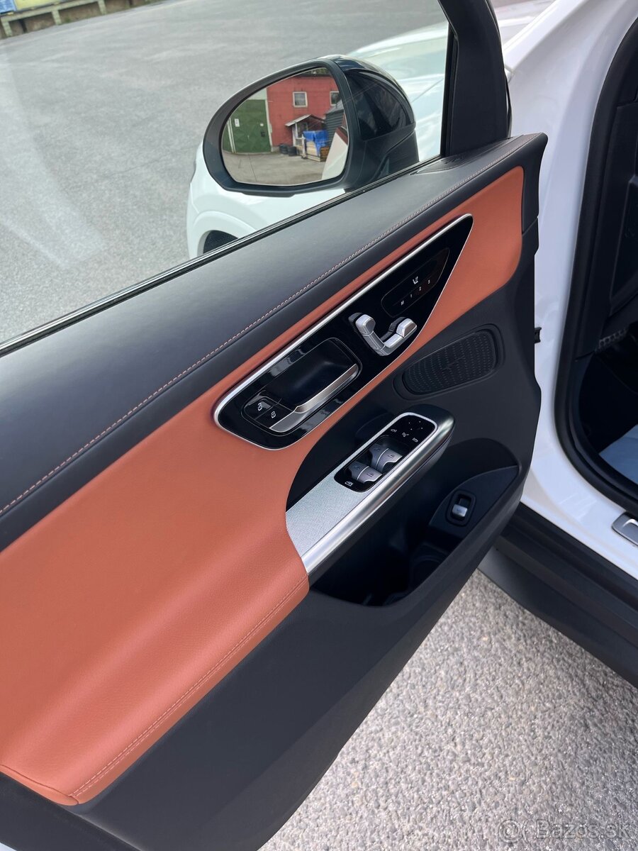 Mercedes-Benz GLC 220 D 4-Matic AMG-Packet//NOVY MODEL// - 15