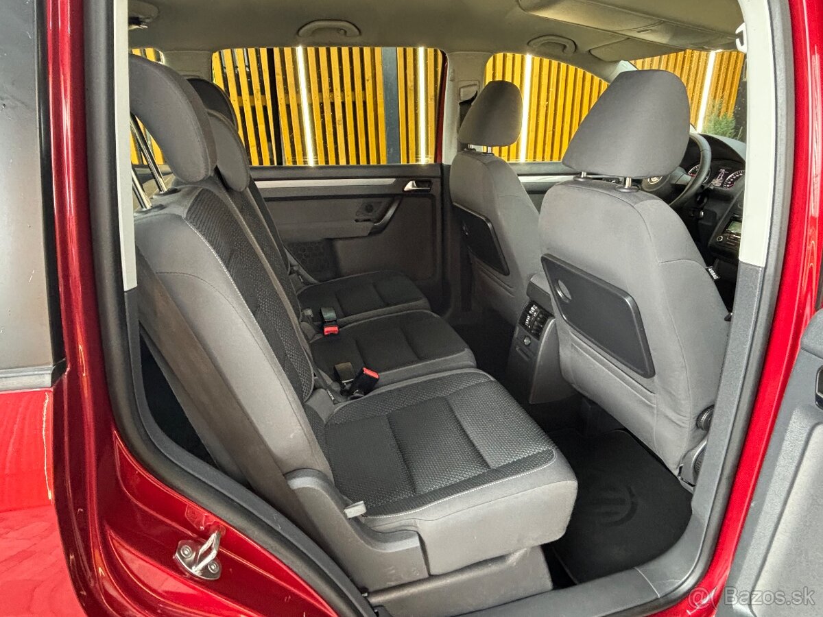 Volkswagen Touran 1.6 TDI BlueMotion Comfortline - 15