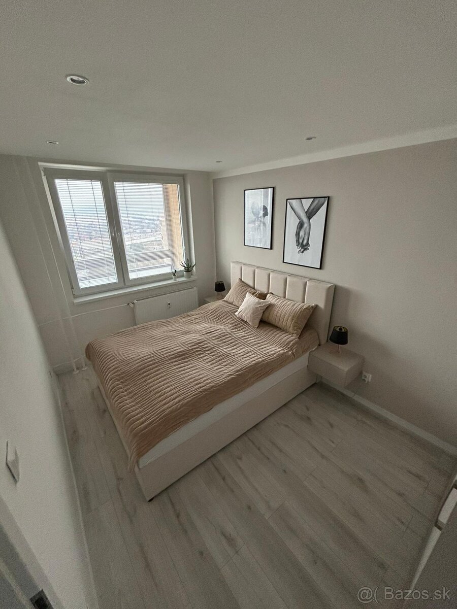 Štýlový, zrekonštruovaný 1,5-izbový byt. - 15