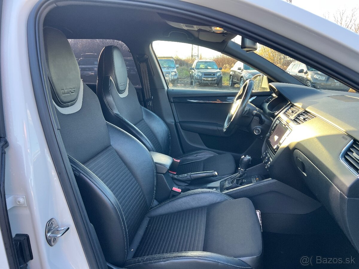 Škoda Octavia Combi 2.0 TFSI RS DSG - 15