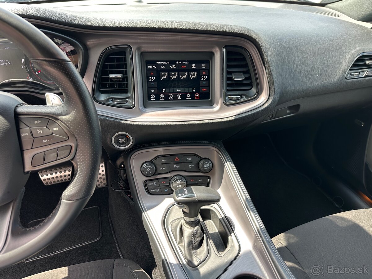 2023 Dodge Challenger 5,7 V8 Automat 30000km - 15