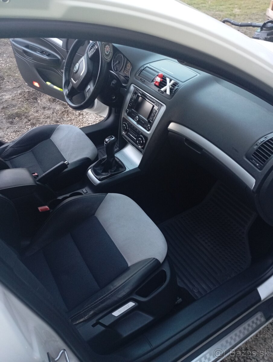 Skoda Octavia 2 RS fl 2010 - 15