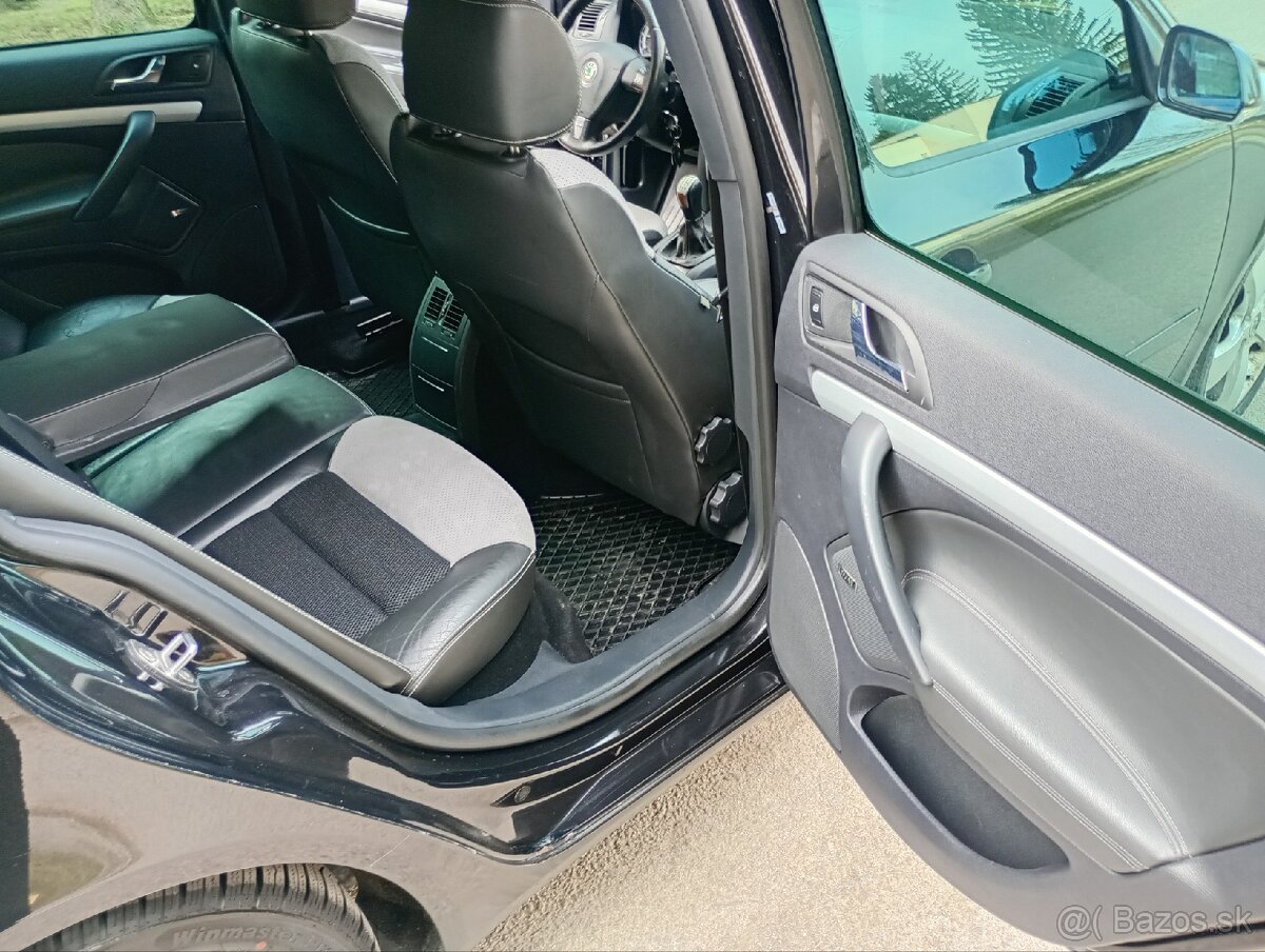 Predám Škoda Octavia combi WRS - 15