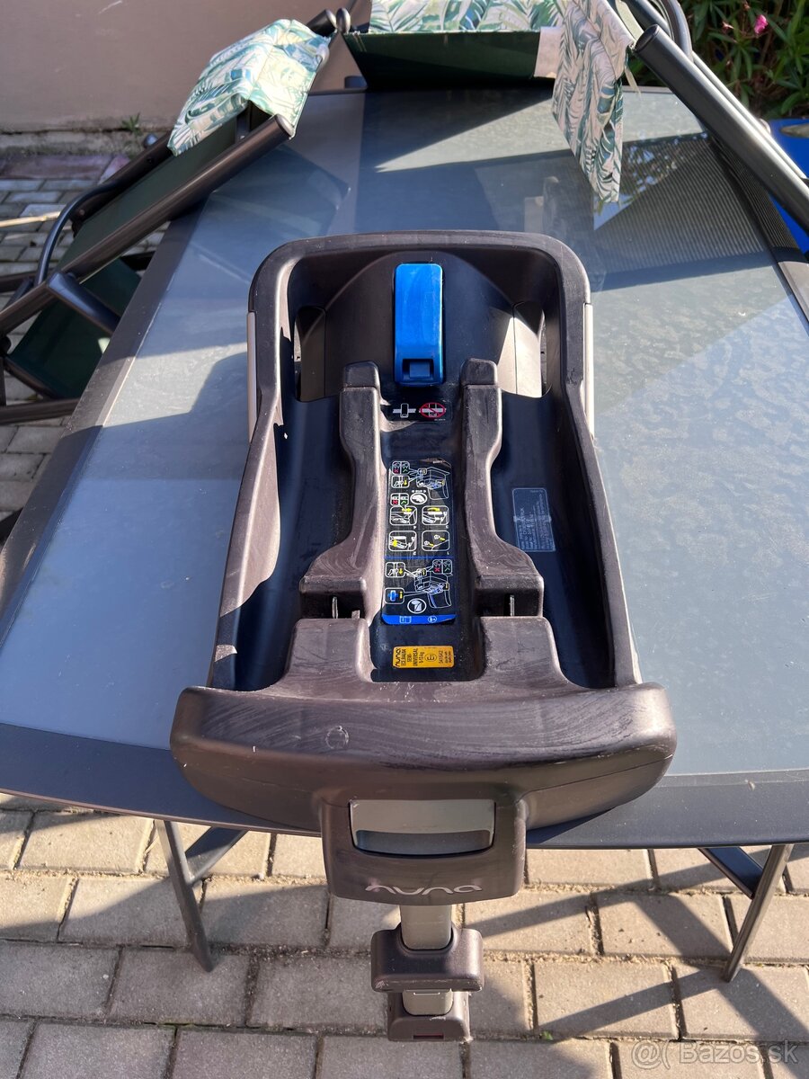 autosedačka Nuna PIPA Lite i-Size + Isofix základňa - 15