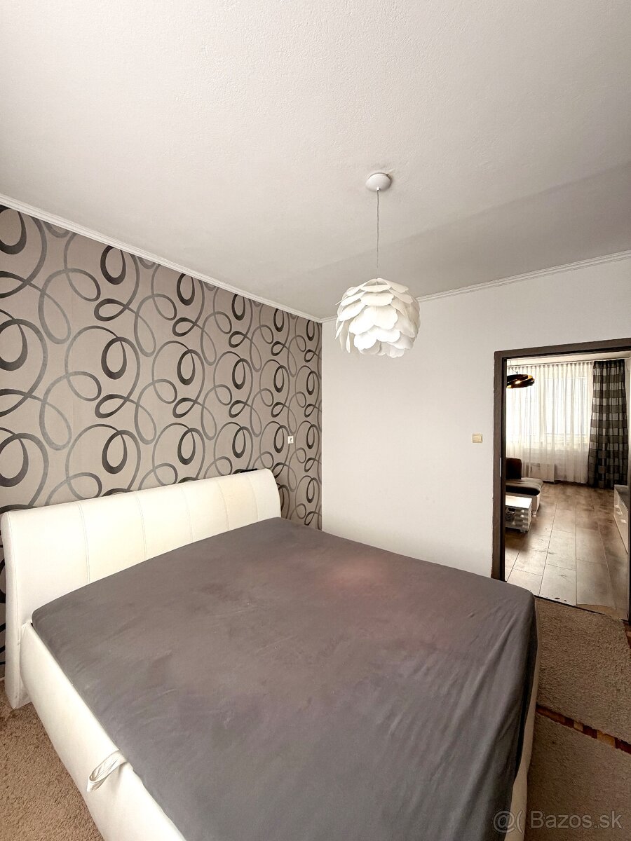 3 izbový byt po rekonštrukcii SNP - 15