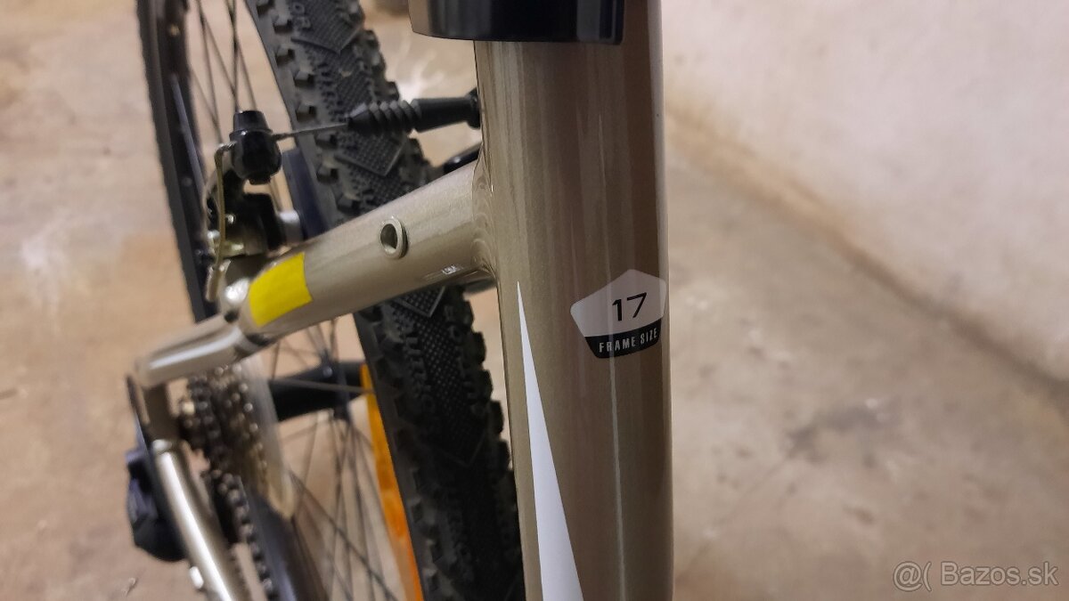 Bicykel dámsky - 15