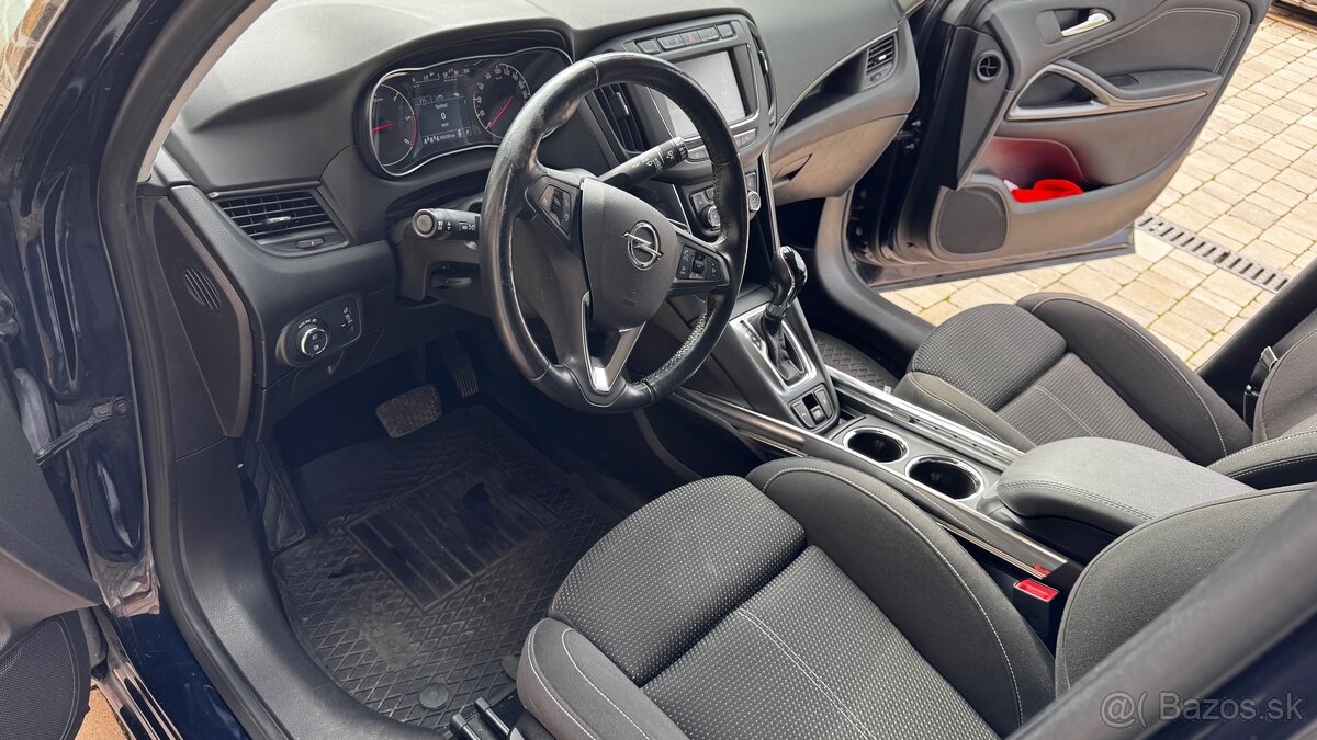 Opel Zafira 2,0 CDI 125kw 6/AT 7miest - 15