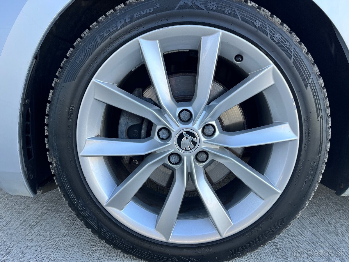 Škoda superb 3 2.0 110kw 6 st automat - 15