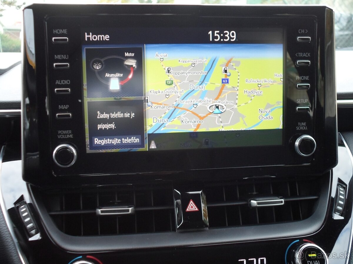 Toyota Corolla Combi 1.8 Hybrid e-CVT automat,kamera,navi,te - 15