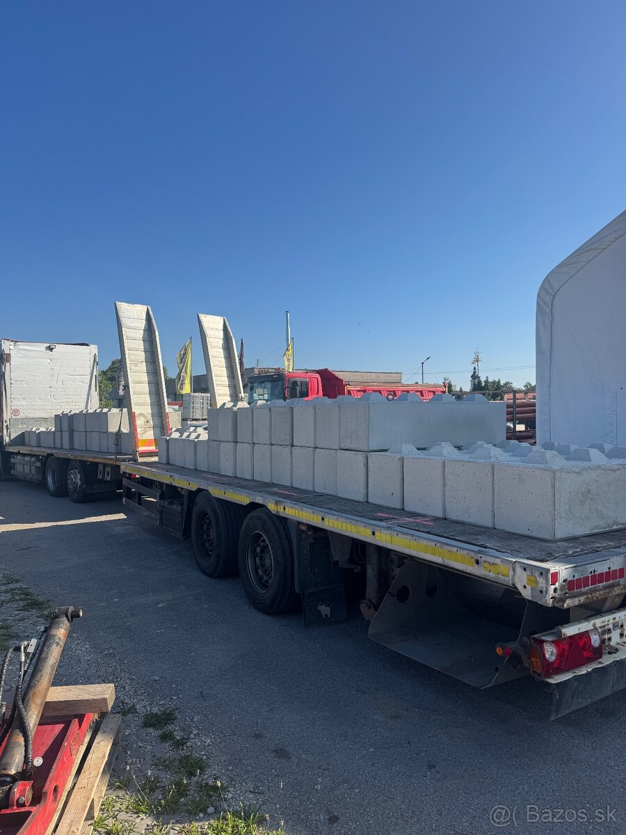 Preprava strojov podvalníkom ,odťah ,preprava tovaru - 15