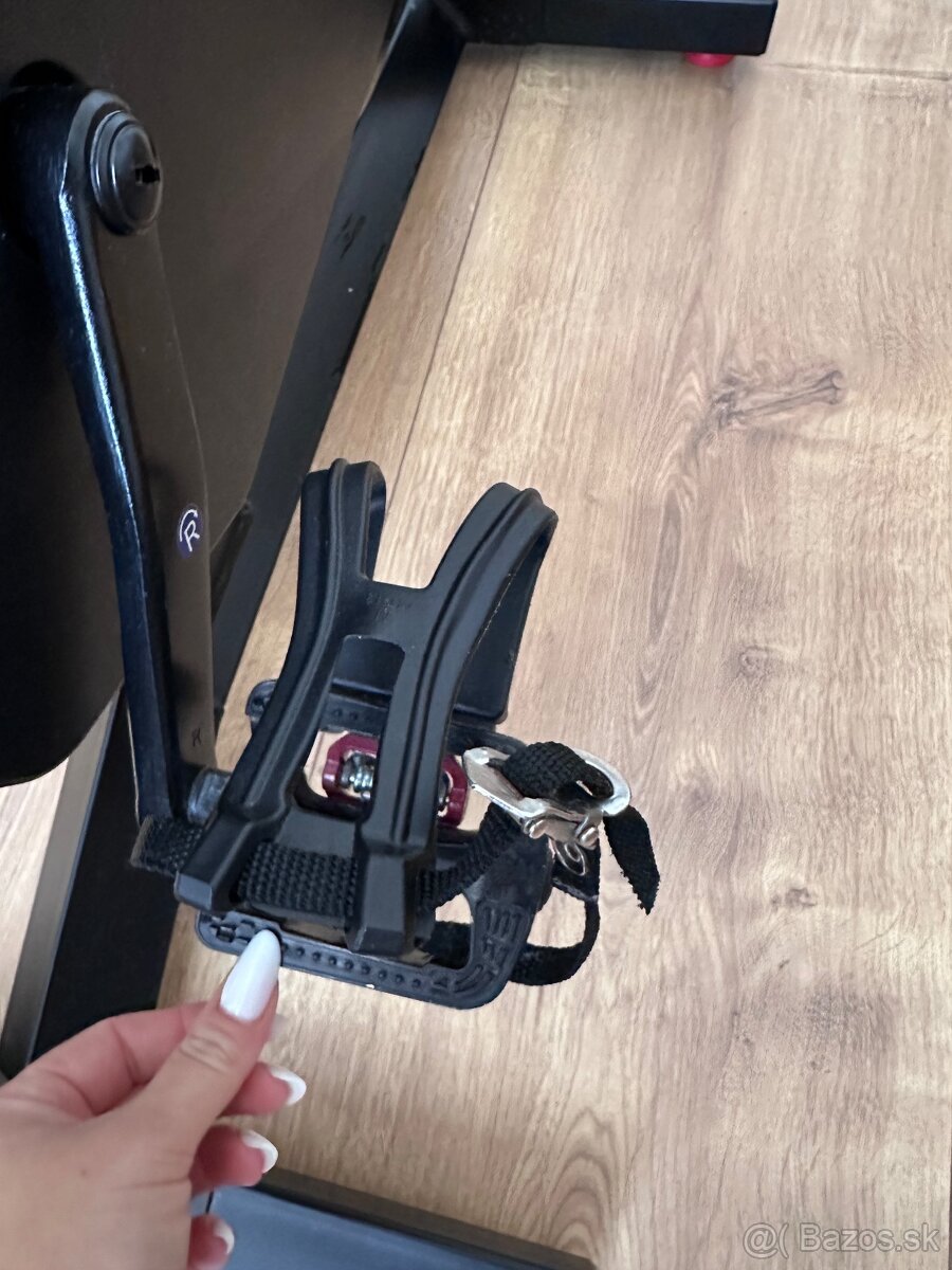 DOMYOS Cyklistický trenažér 500 - 15