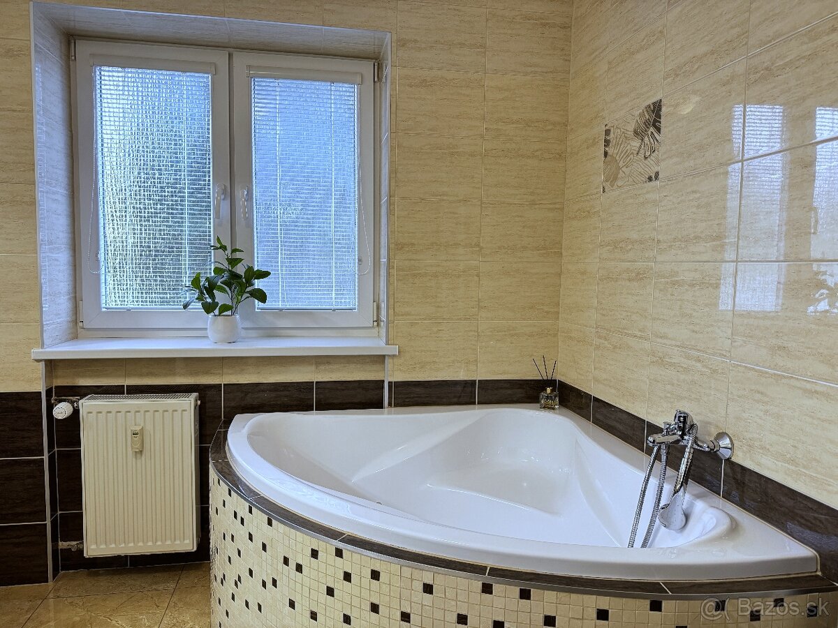 NA PREDAJ 2-izbový byt po rekonštrukcii – Staré sídlisko - 15