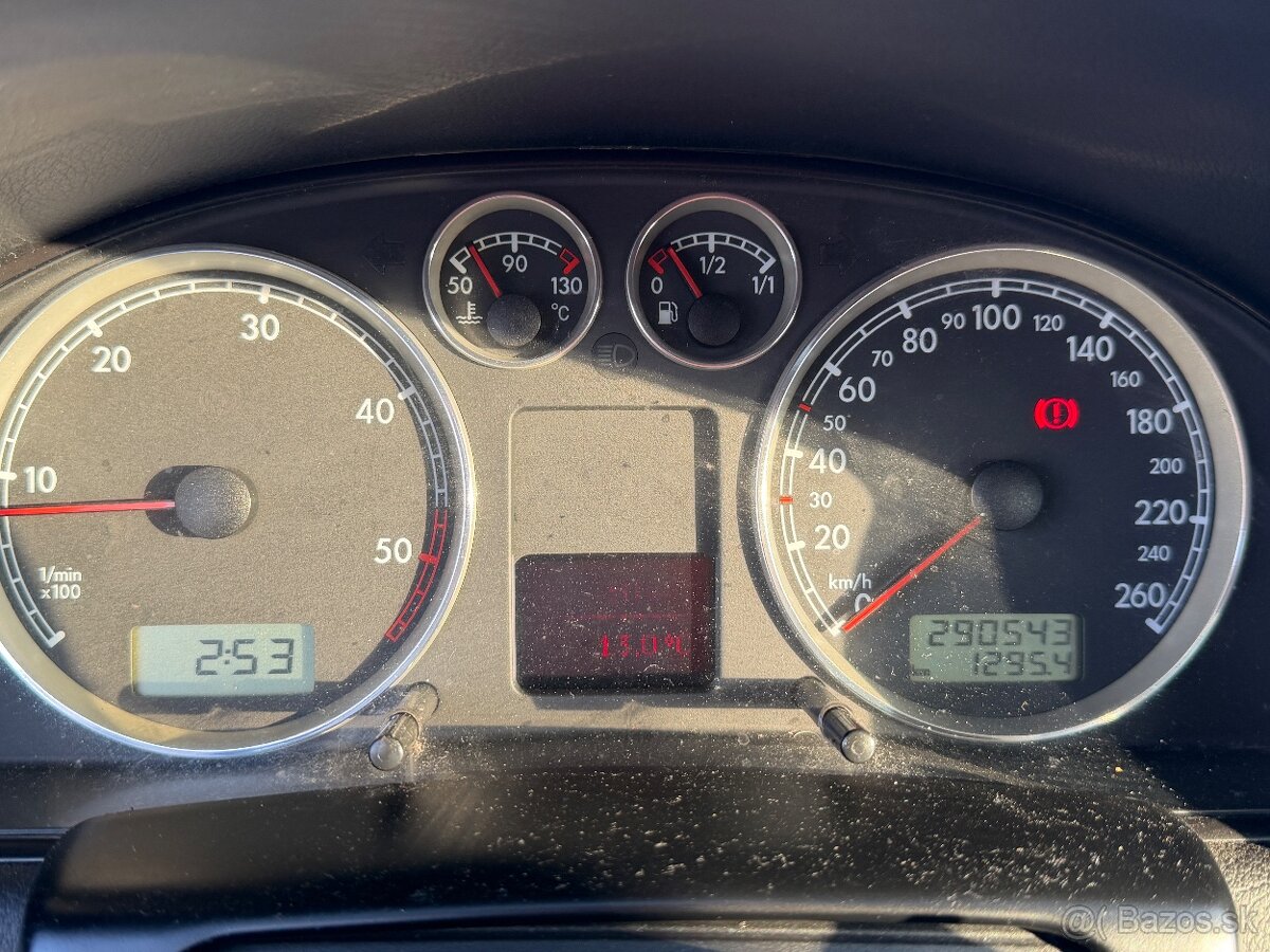 Volkswagen Passat 1,9tdi 96kw HIGHLINE - 15