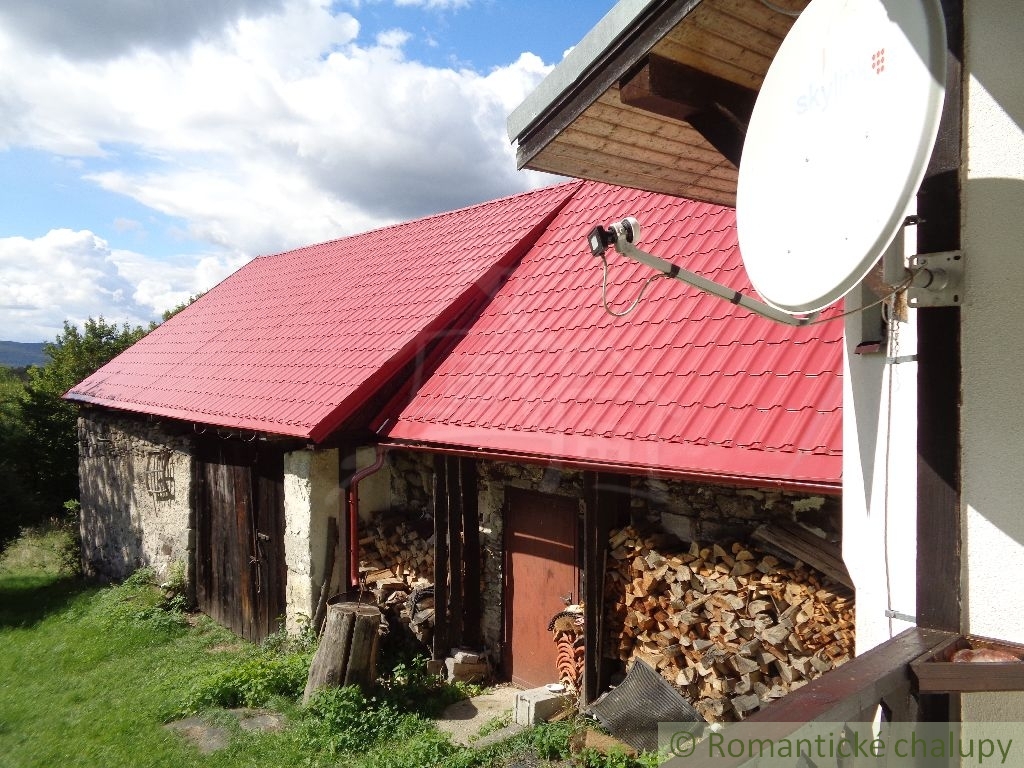 VÝRAZNE ZNÍŽENÁ CENA Kamenná chalupa na lazoch pri Ábelov - 15