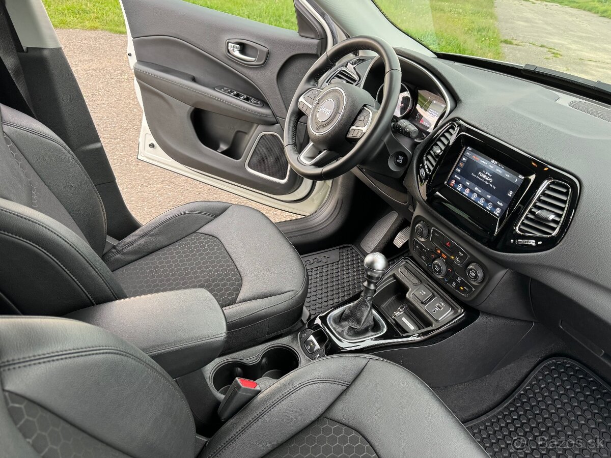 Jeep Compass 1.3 TURBO Night Eagle 96kW130HP M6 - 15