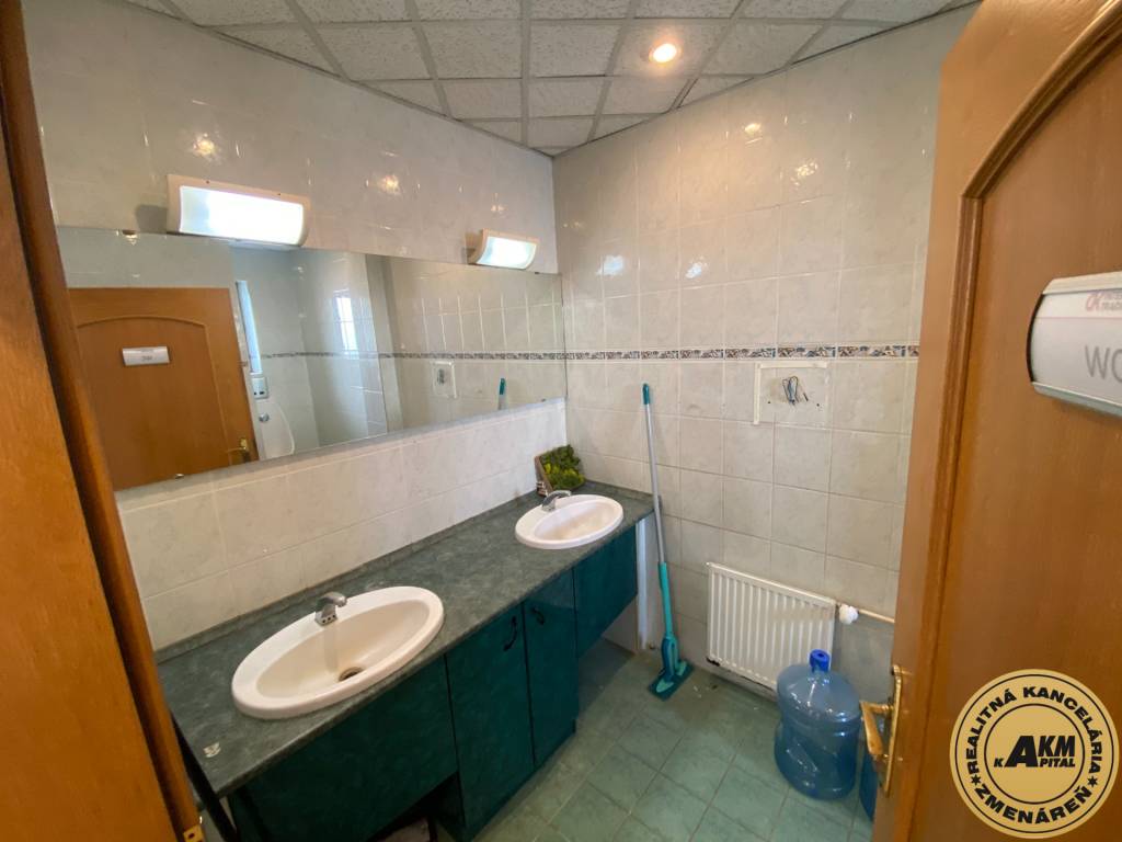 Kancelária 156 m2 Zvolen - Centrum - 15