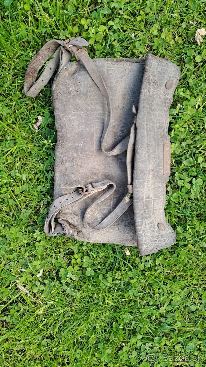 Starý kufor a nábytok - 15