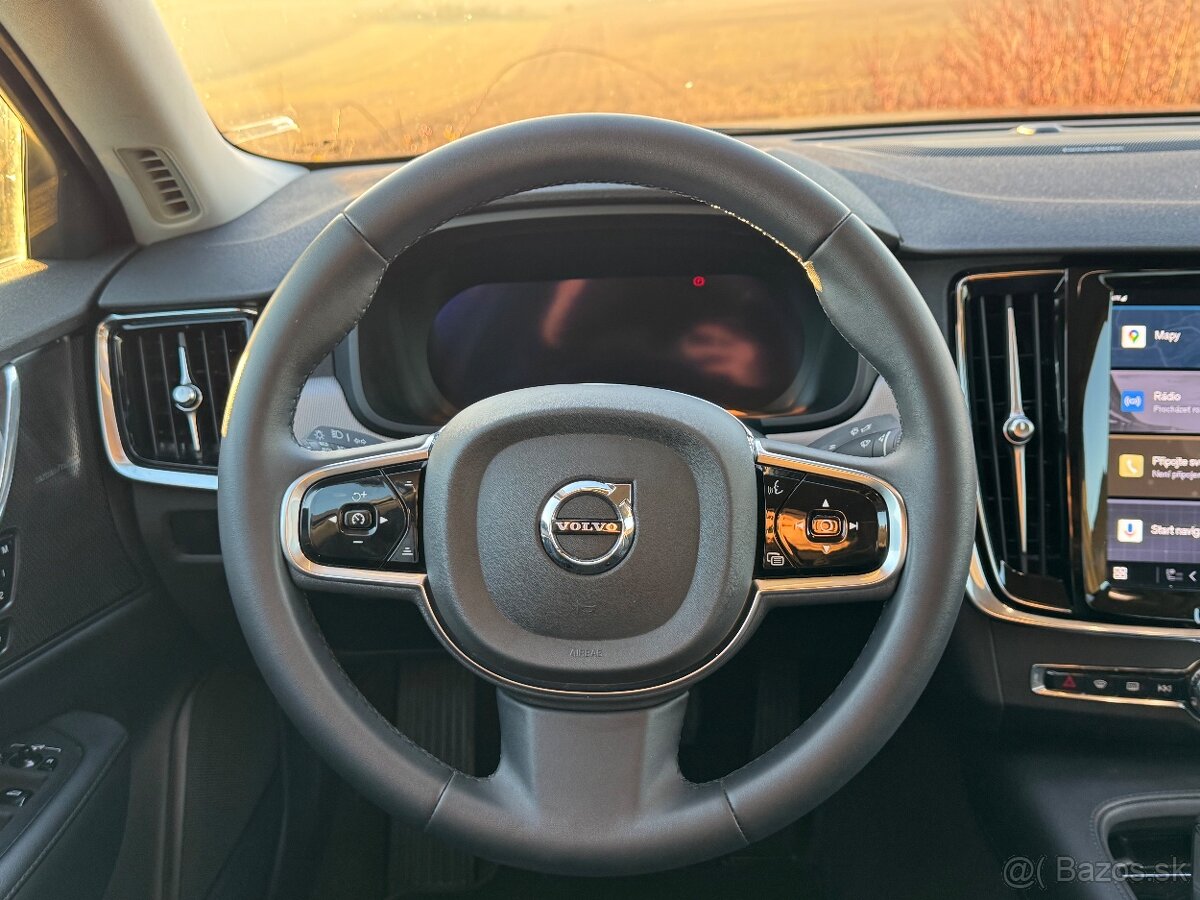 Volvo S90 B5 AWD Diesel Plus Dark 360 kamera - 15