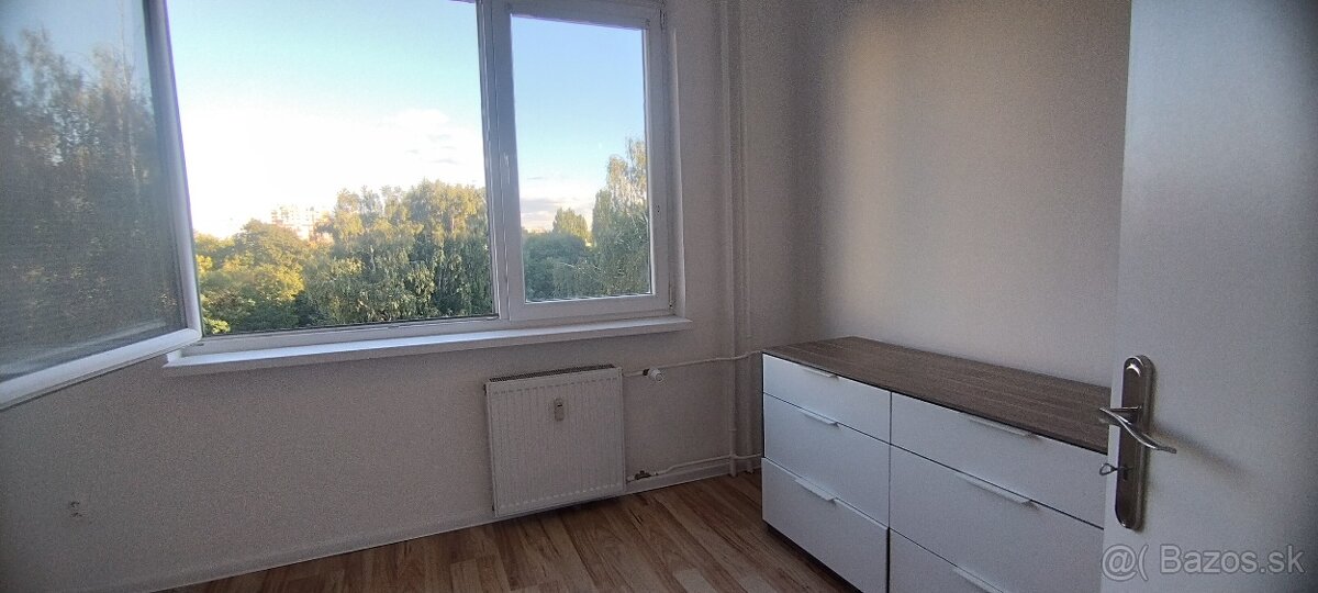 Reprezentatívny, 2. izbový, zariadený byt v TOP lokalite - 15