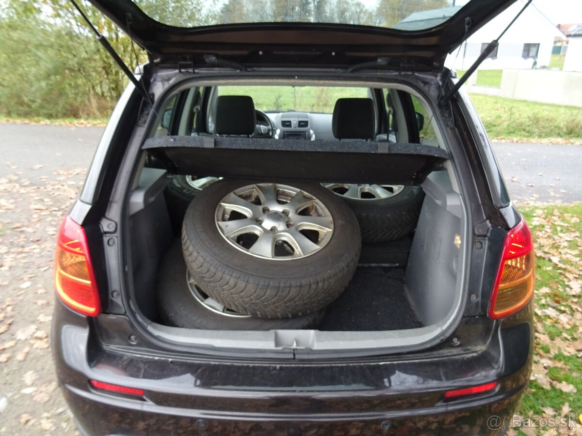 Suzuki SX4 2,0 DDiS 4x4 99kW 2x alu kola,tažné,pěkná výb. - 15
